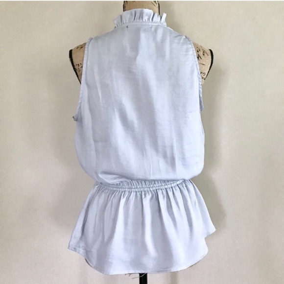 NWT •Romeo & Juliet Couture• ruffle top {E23} - Picture 4 of 6